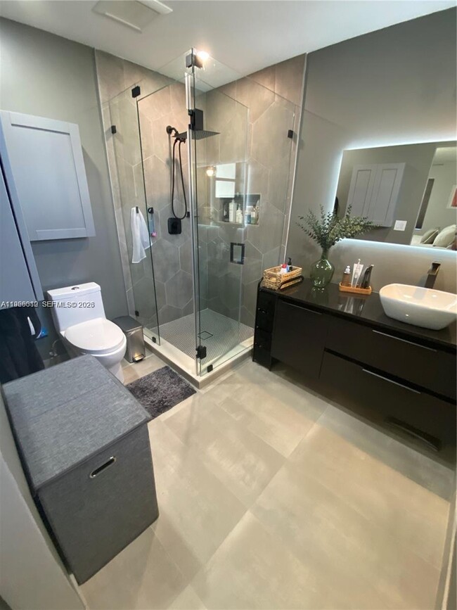 Building Photo - 8530 SW 149th Ave