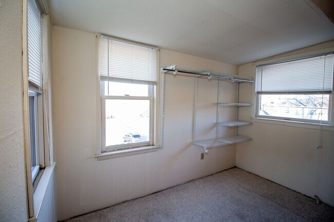 Primary Photo - 1107-1109 E Walnut