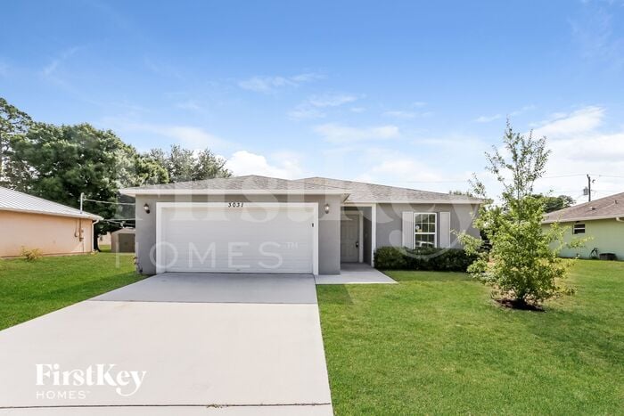 Primary Photo - 3031 SW Segovia St