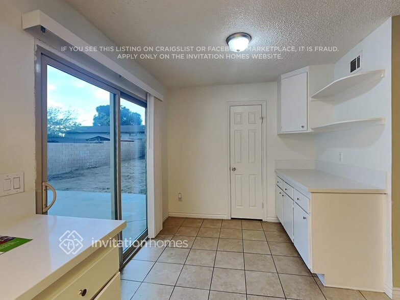 Building Photo - 1597 Tumbleweed Way