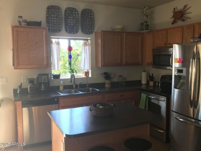 Building Photo - 2725 E Mine Creek Rd