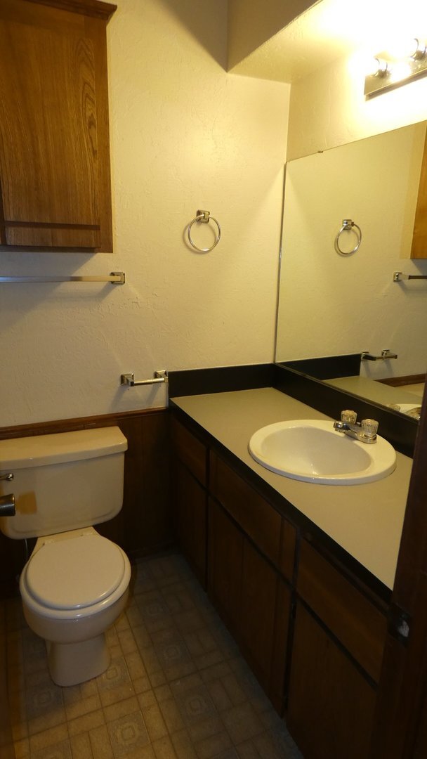 Building Photo - 4034 NW Ozmun Ave