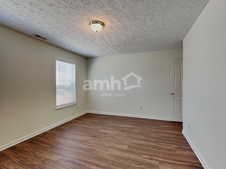 Building Photo - 7221 Fribourg Ct