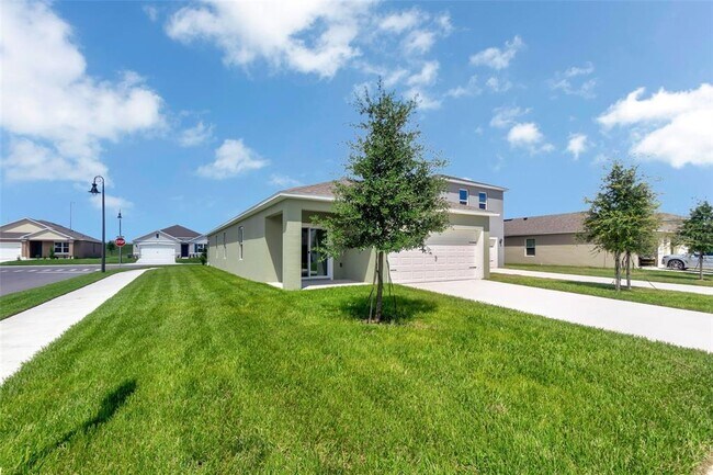 Building Photo - 5879 Galloping Dr