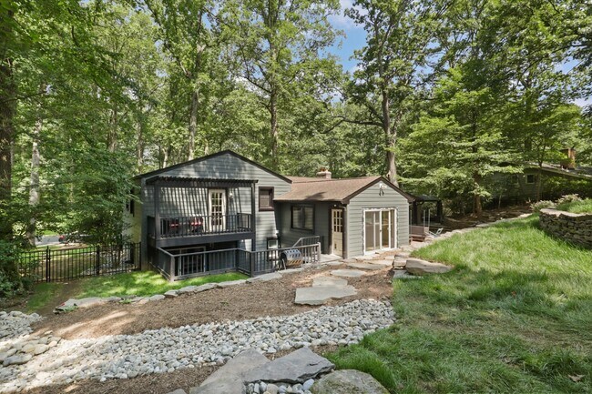 Building Photo - 3411 Stoneybrae Dr