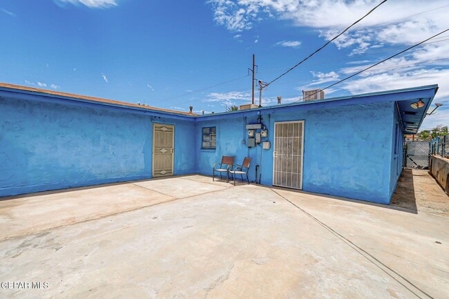 Building Photo - 5912 Cleveland Ave