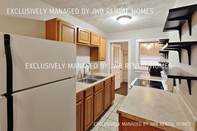 Building Photo - 2941 Selma St