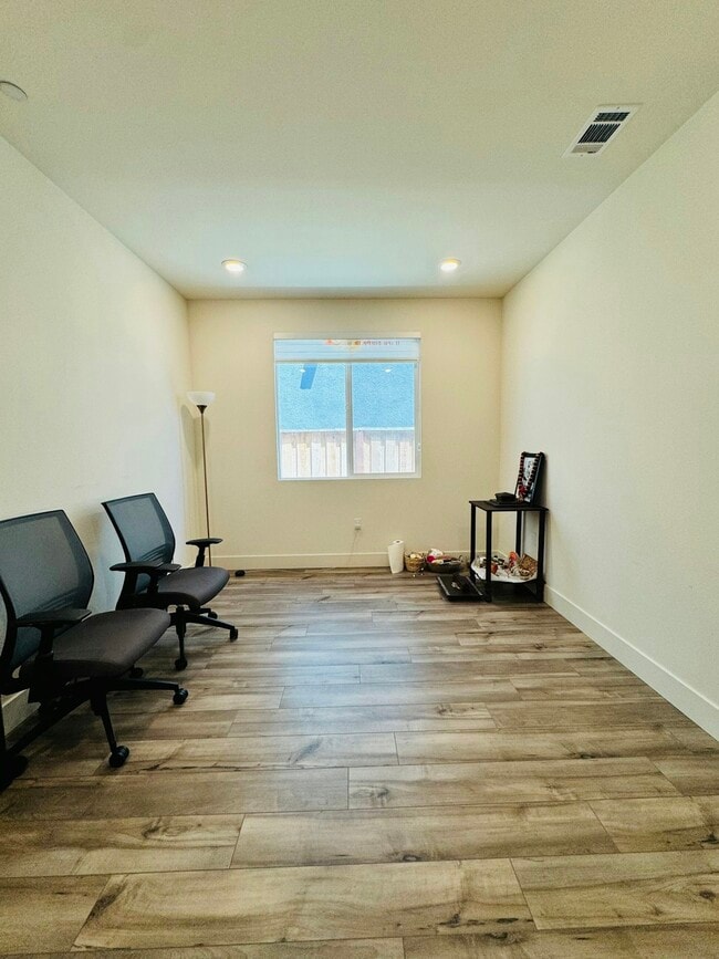 Building Photo - 5330 Clauzetto Wy