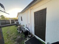 Building Photo - 16025 SW 299th Terrace