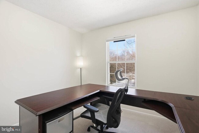 Building Photo - 2604 Tallwind Ct