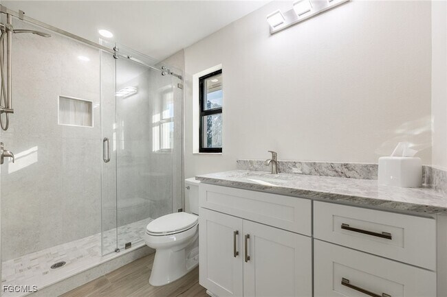 Building Photo - 5308 Shalley Cir E