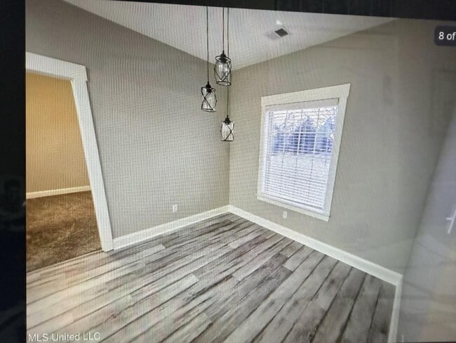 Building Photo - 1107 Sabrina Dr
