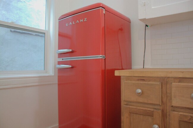 Building Photo - 6358 Yucca St