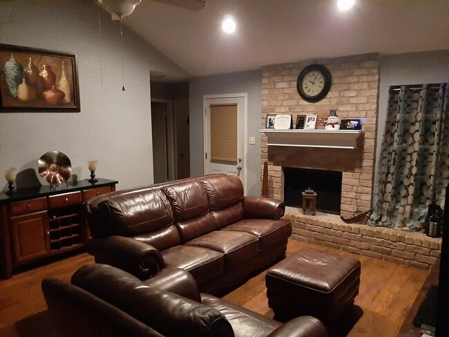 Building Photo - 22730 Elm Bark St