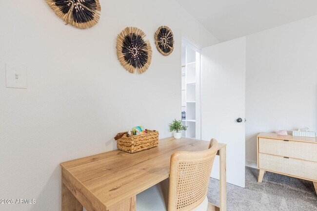 Building Photo - 2529 E Commonwealth Cir