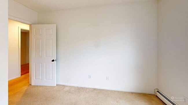 Building Photo - Spacious 3-Bedroom Condo in Lebanon, NH