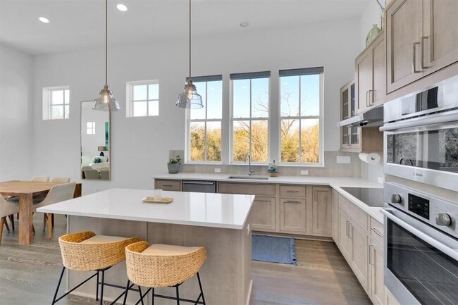 Building Photo - 4806 Olive Sparrow Dr