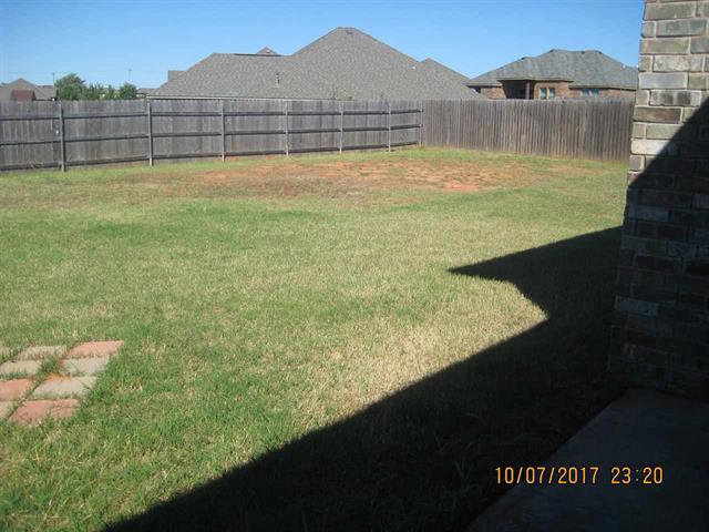 Building Photo - 1401 Limestone Way