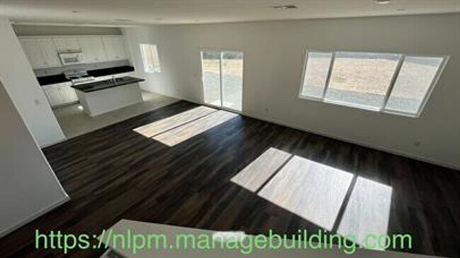 Building Photo - 13328 Hyacinth Ct