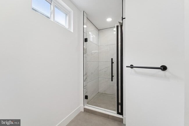 Building Photo - 1806 E Moyamensing Ave