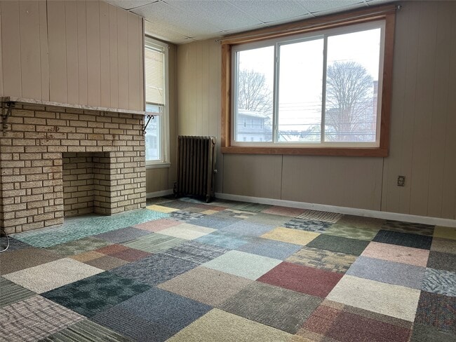 Building Photo - 36 Fayette St