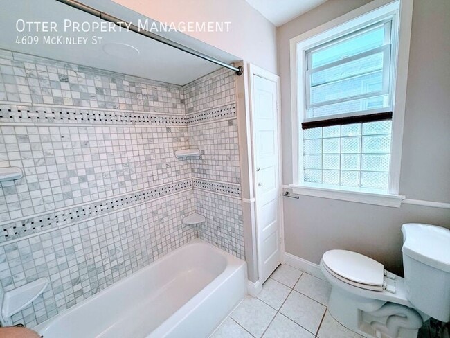 Building Photo - 4609 McKinley St