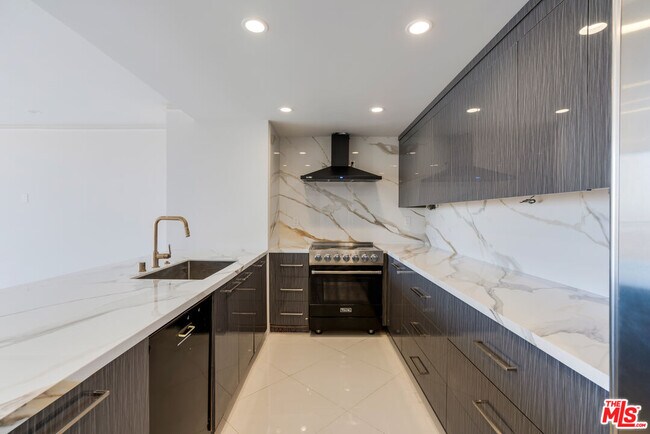 Building Photo - 2160 Century Park E