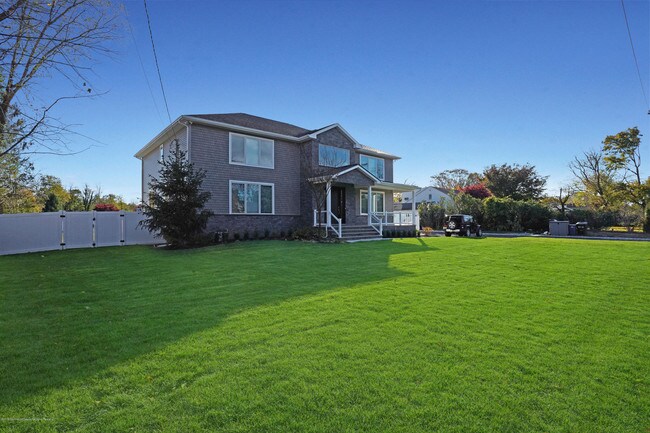 Building Photo - 98 Hollywood Ave