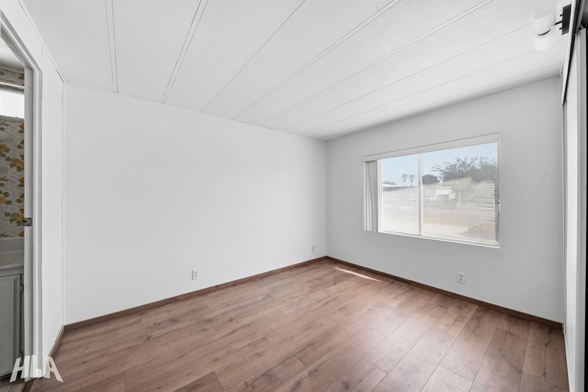 Building Photo - 10584 E Amber Dr