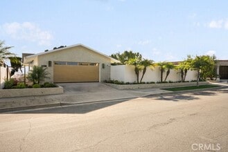 Building Photo - 2719 Setting Sun Dr