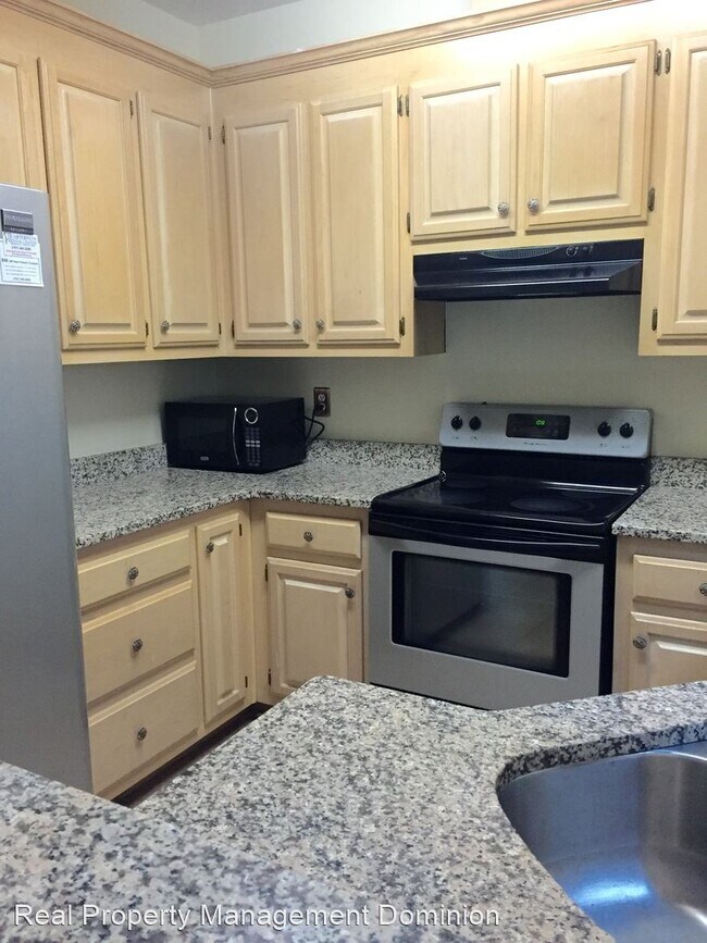 Building Photo - 3 br, 2 bath House - 100 River Walk Court