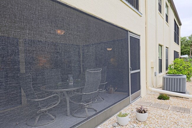 Building Photo - 17240 Terraverde Cir