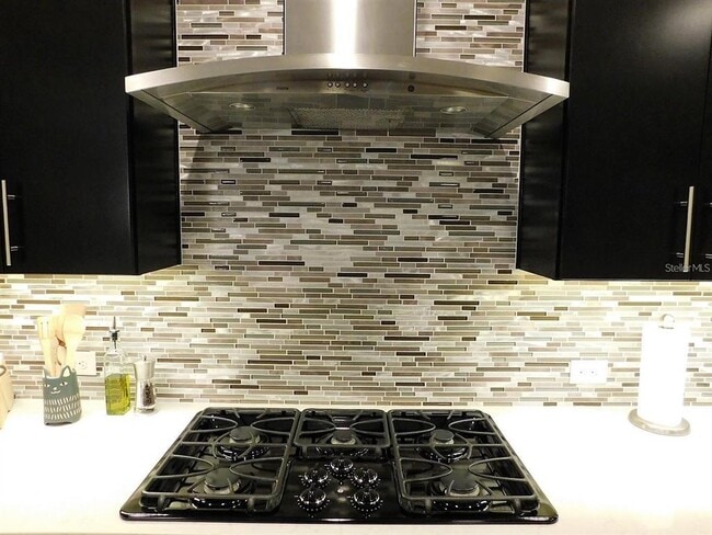 Building Photo - 15532 Sweet Orange Ave