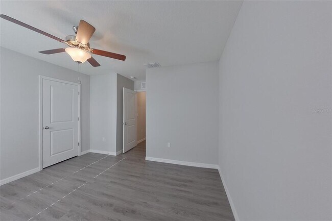 Building Photo - 8624 SW 44th Ct