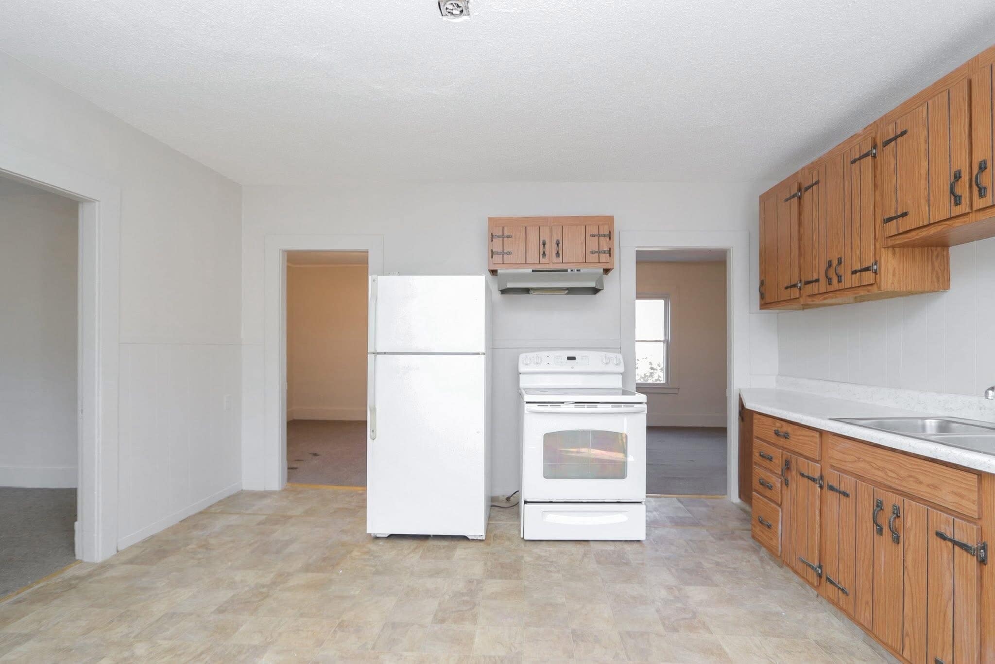 Kitchen - 32 Parker St