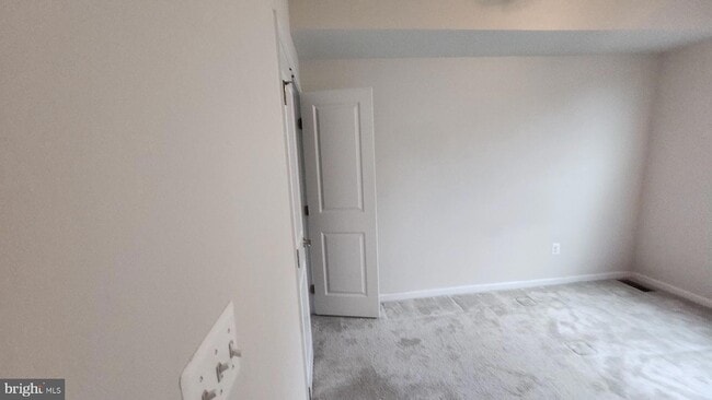 Building Photo - 10145 Dorsey Ln