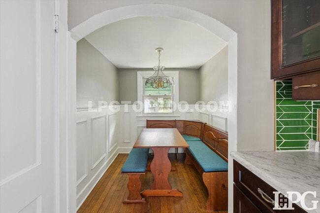 Building Photo - 2029 Berdan Ave