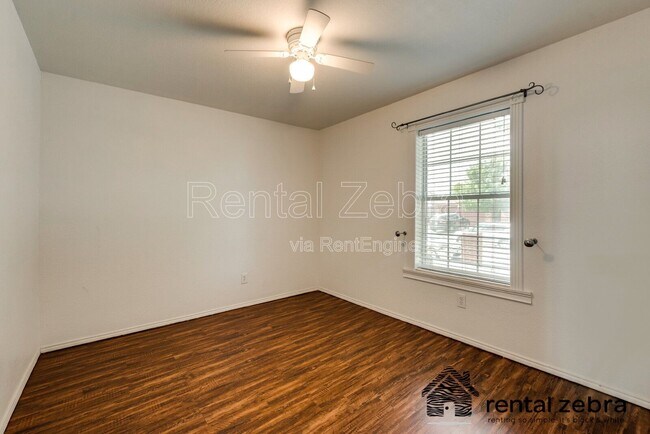 Building Photo - 1336 Castle Ridge Rd
