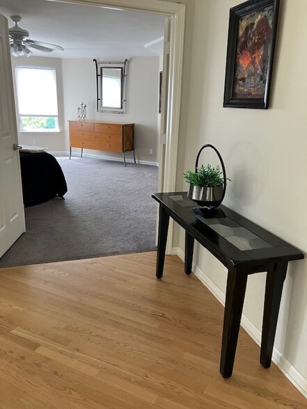 Building Photo - 165 Ramona Rd