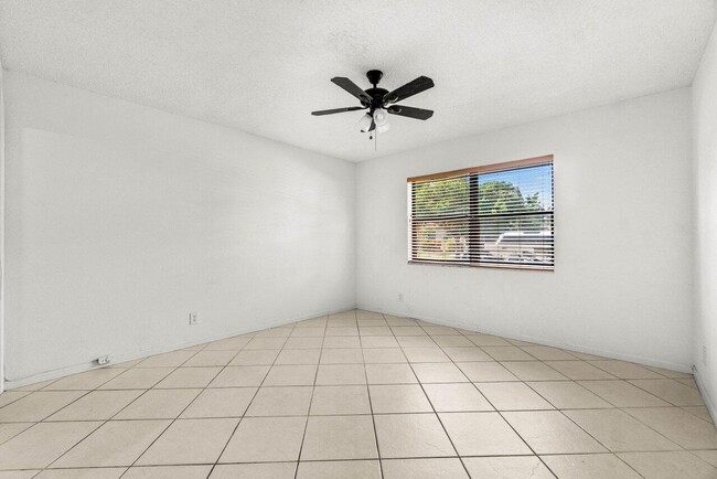 Building Photo - 9308 Ketay Cir
