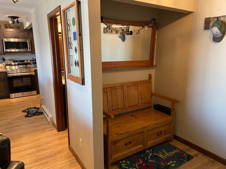 Building Photo - 35 Arapahoe Cir