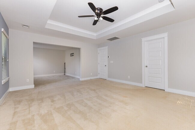 Building Photo - 149 Kingston Drive