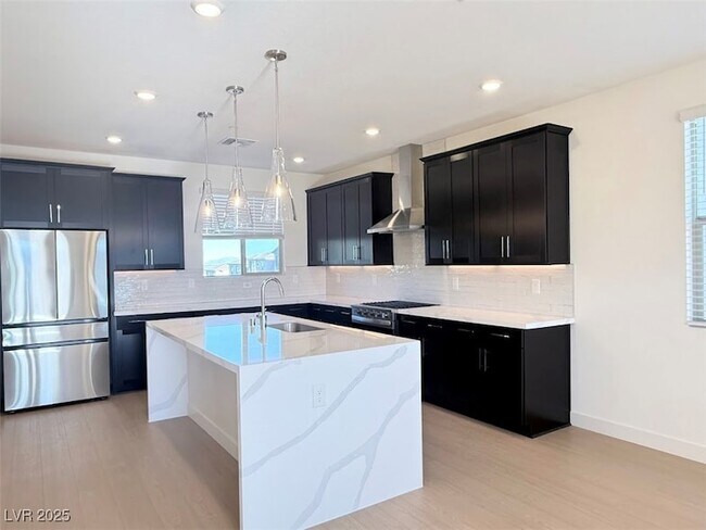 Building Photo - 11737 Stone Curlew Ave