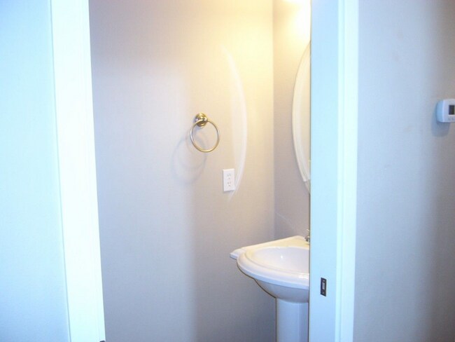 Building Photo - 5115 Balustrade Blvd SE