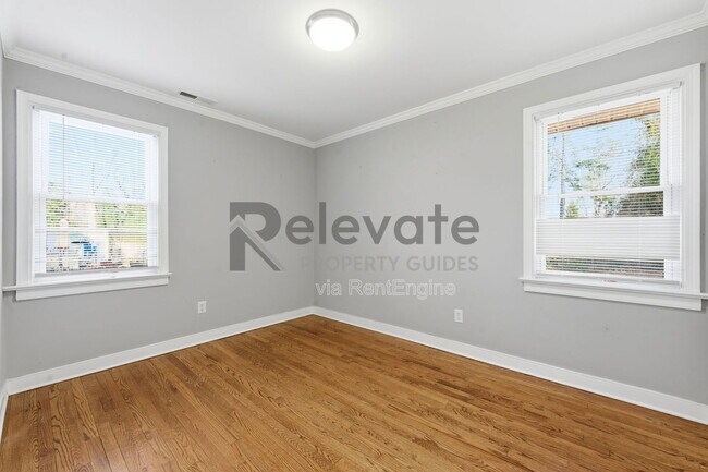 Building Photo - 8410 Yolanda Rd