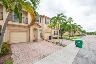 Building Photo - 12842 SW 135th St