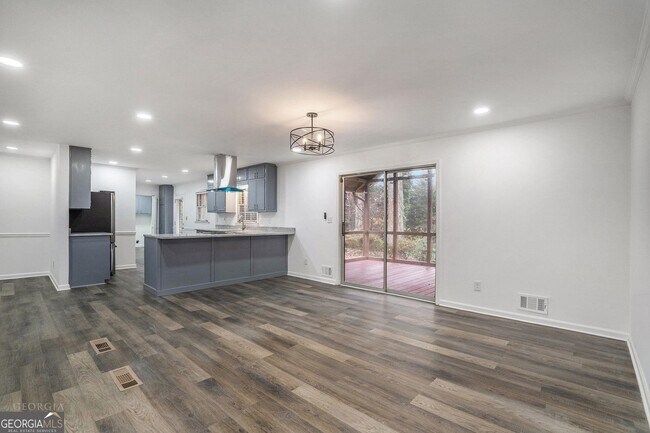 Building Photo - 3343 Spring Meadow Ct