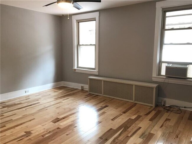 Building Photo - 4217 Bessemer St