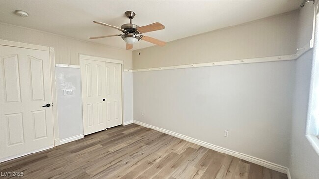 Building Photo - 5273 Candlespice Way