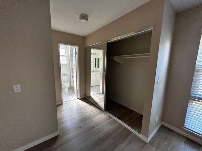 Building Photo - DON'T MISS OUT! HOME AVAILABLE BEGINNING OF MAY